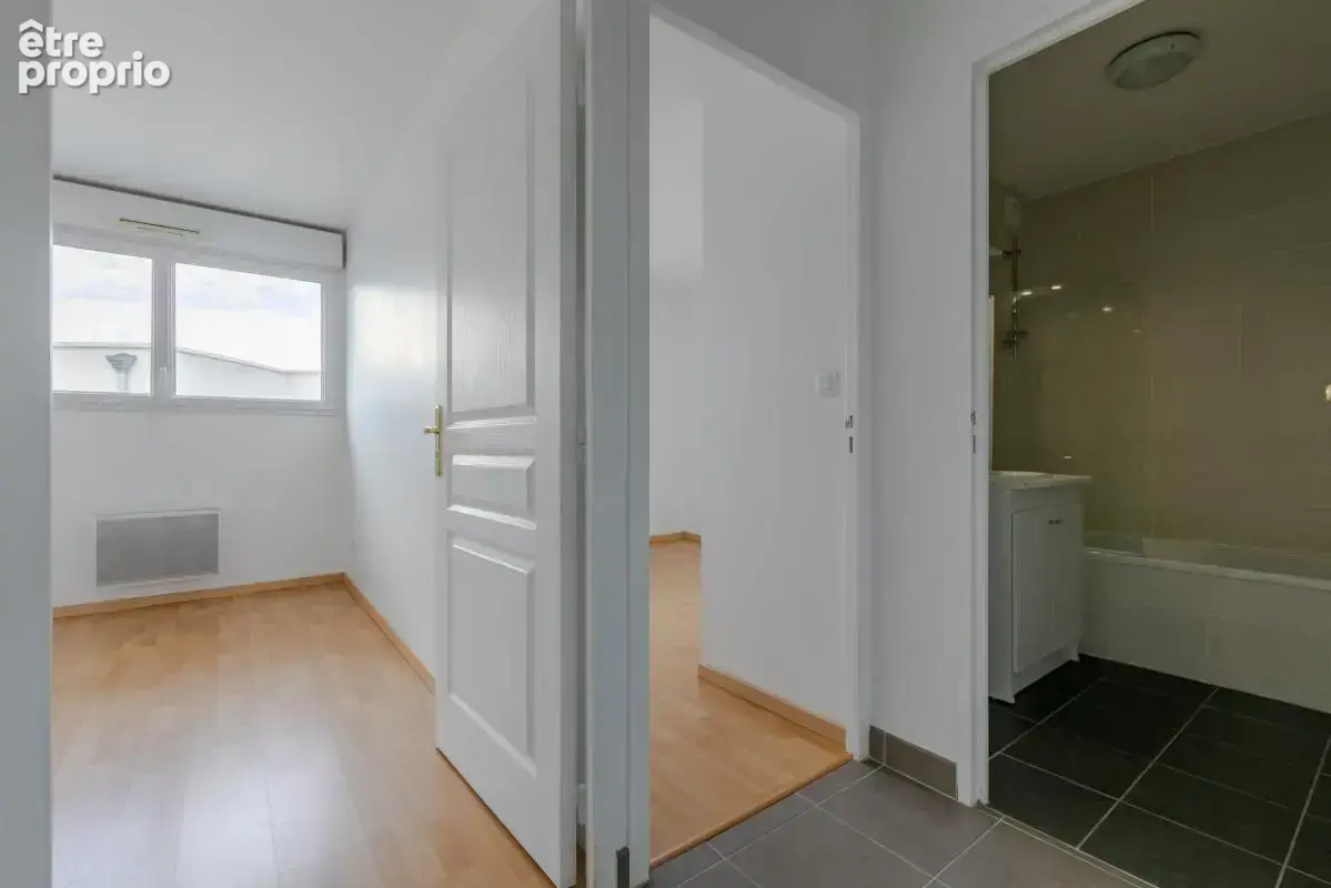 Appartement T3 avec balcon - photo 4