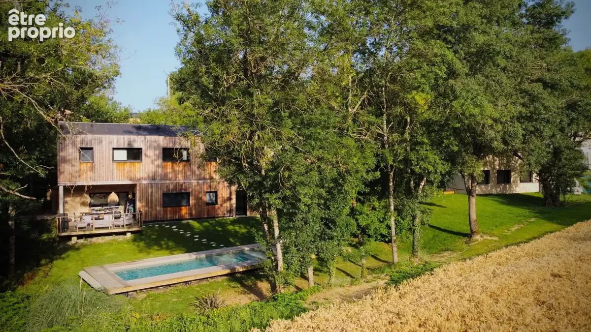 Domaine confidentiel - trois maisons - Lanta - photo 2