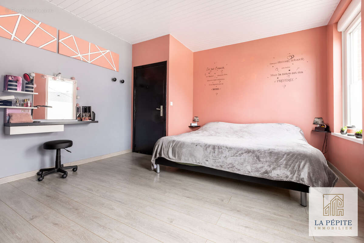 Maison à VILLERS-SIRE-NICOLE