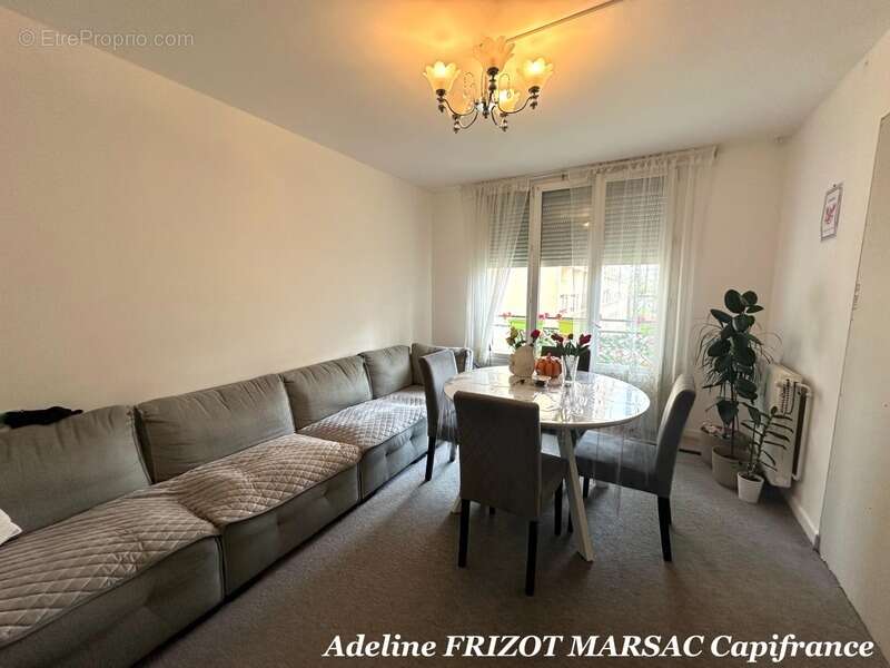 Appartement 76m2 - loue - 4 balcons - 3 chambres - lumineux - photo 2