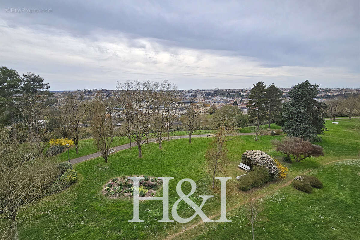 Appartement à POITIERS