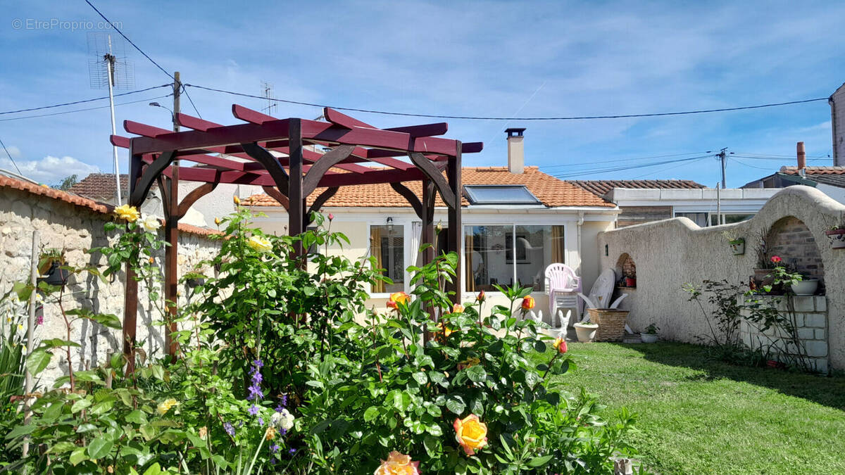 Maison à ROCHEFORT