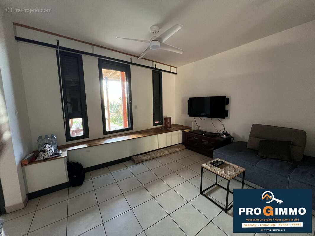 Appartement 70 m² à Saint-Pierre  - photo 2