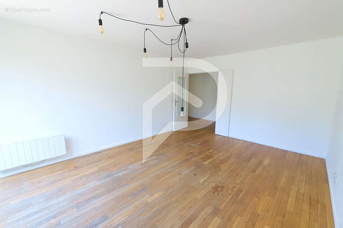 Appartement à RUEIL-MALMAISON