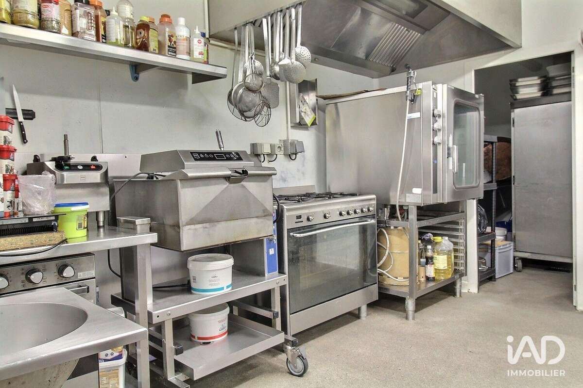 Photo 3 - Commerce à MIMET