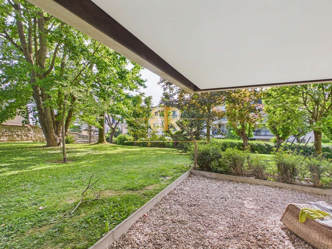 Appartement à NOGENT-SUR-MARNE