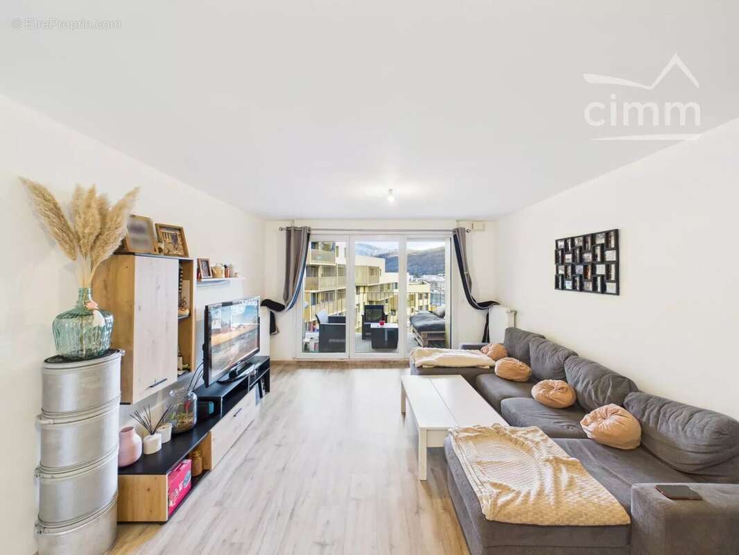Appartement à ECHIROLLES