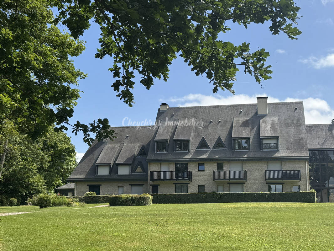 Appartement à EQUEMAUVILLE