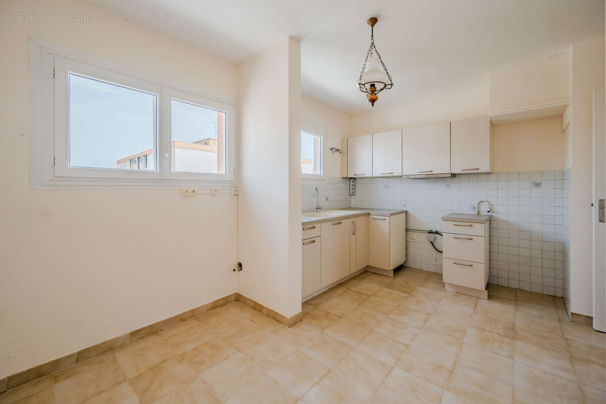 T3 traversant, balcon sud, parking privatif ... - photo 5