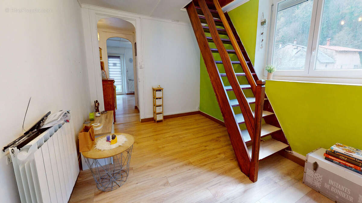Maison à CHALEY