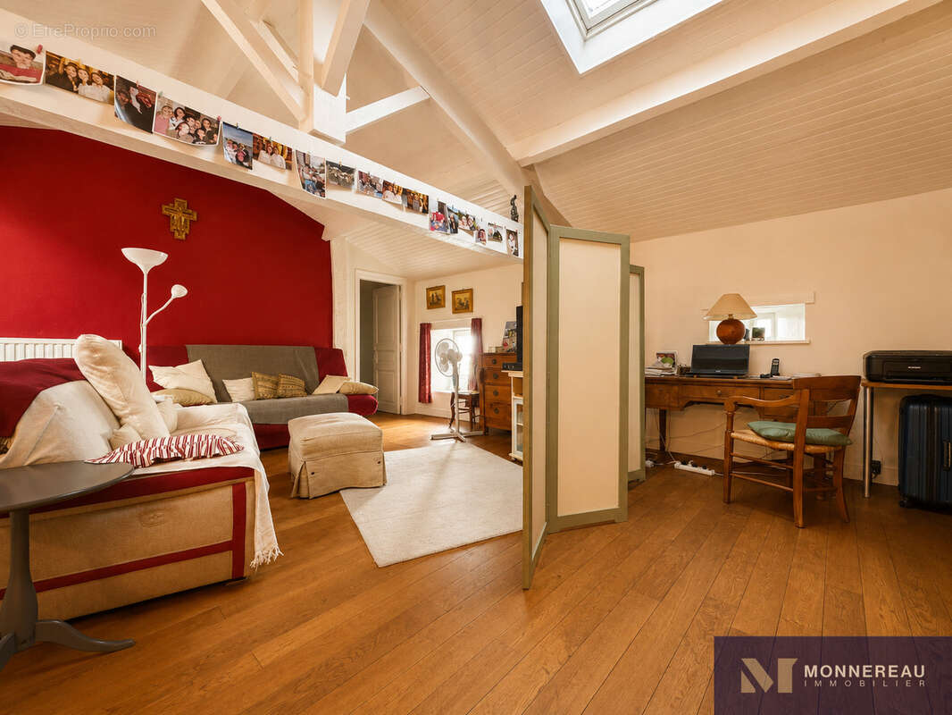 Charmante maison avec piscine et vue - photo 13