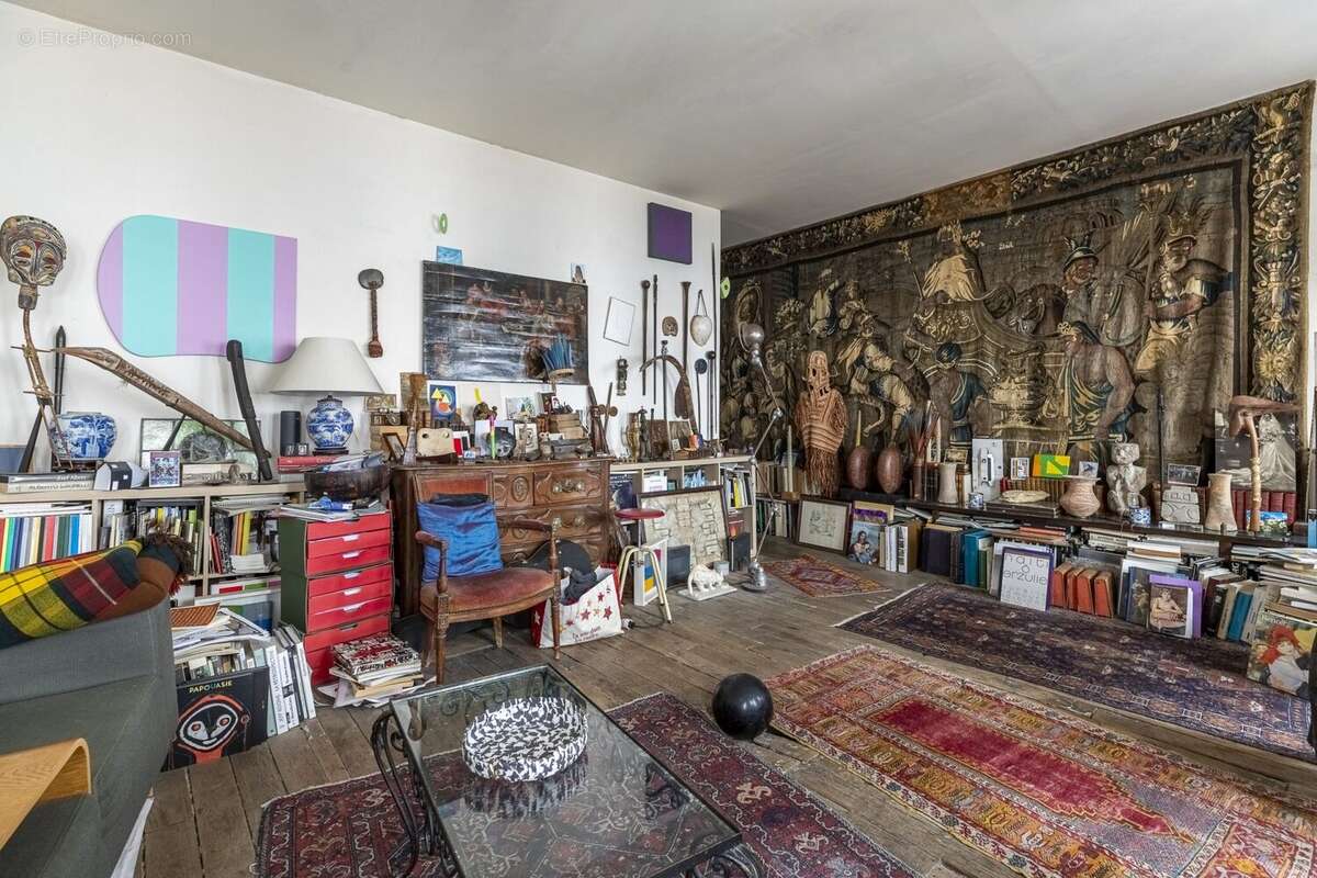 Appartement à PARIS-2E