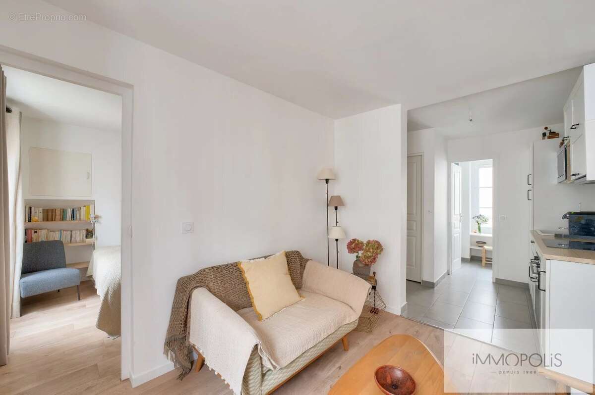 Appartement à PARIS-18E