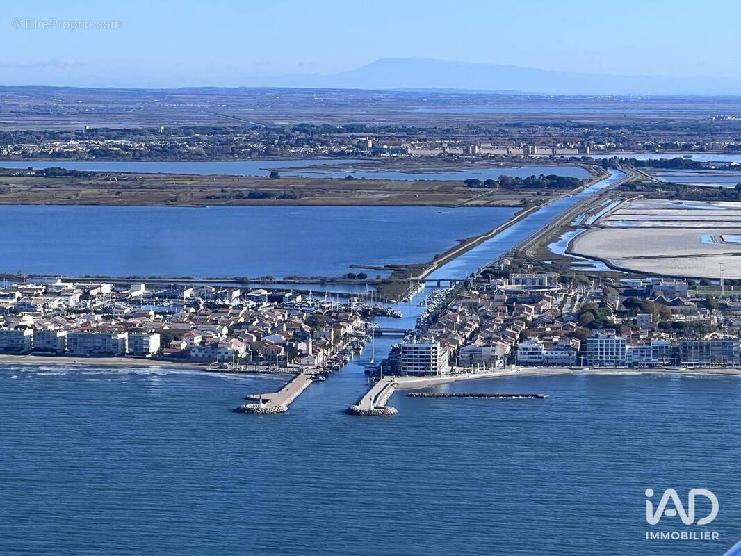 Photo 1 - Parking à LE GRAU-DU-ROI