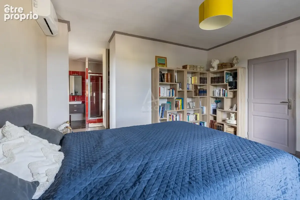 Plein centre - terrain constructible - photo 12