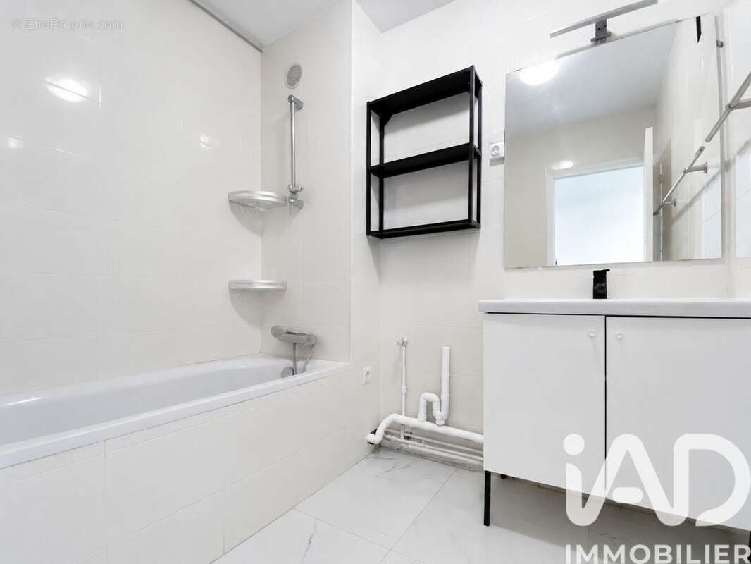 Photo 5 - Appartement à AUBERVILLIERS