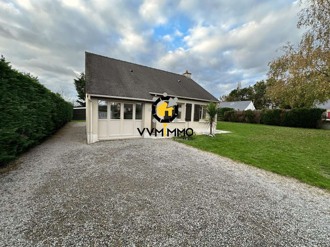 Maison à LES TOUCHES