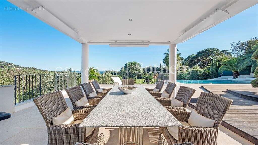 Grimaud Maison contemporaine avec piscine et vue mer - Domaine de Beauvallon - photo 19