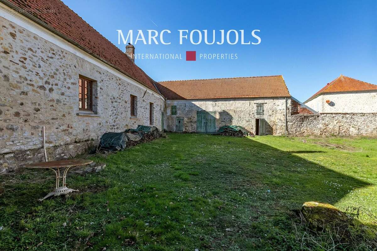 Maison à SENLIS