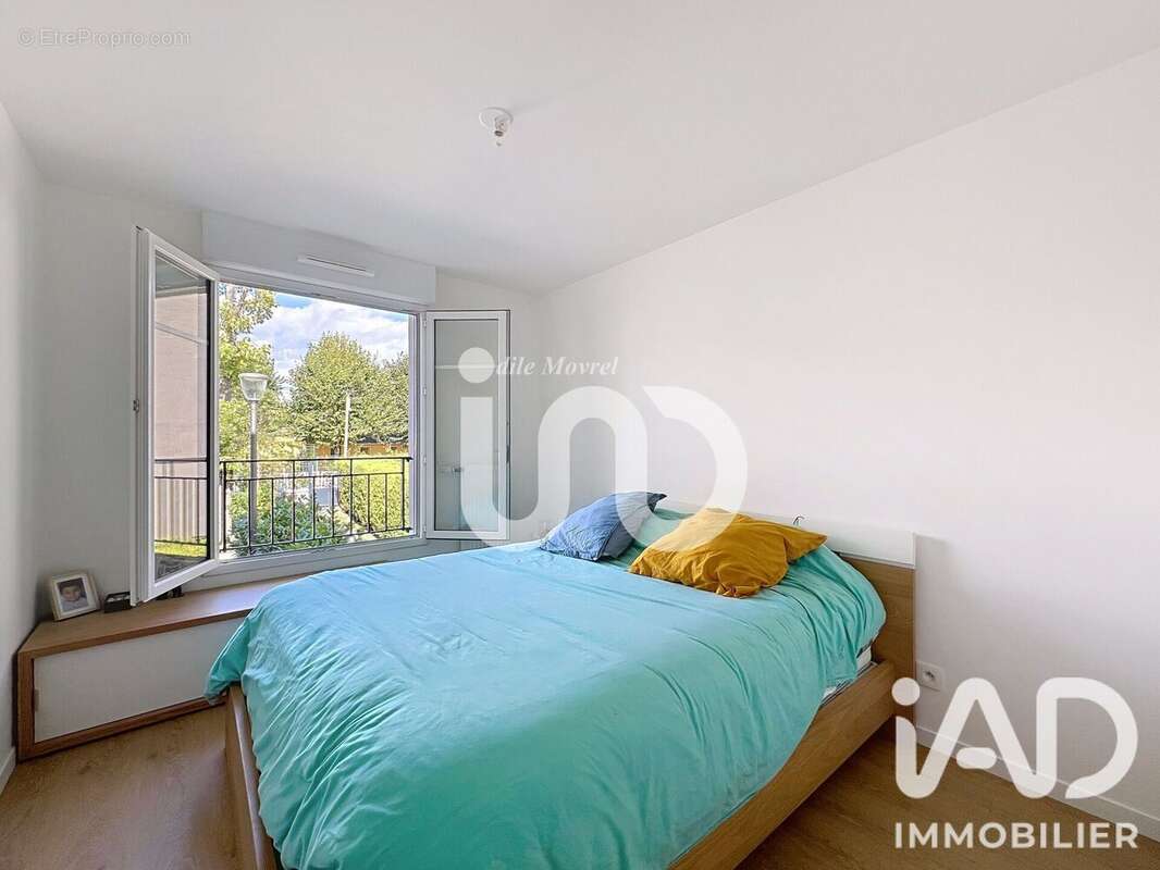 Photo 5 - Appartement à LE PLESSIS-BOUCHARD