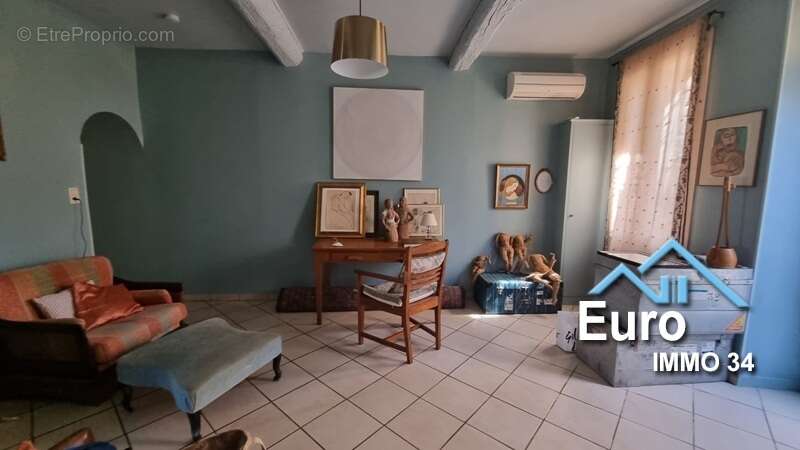 Maison de village avec Terrasse et jardin offrant 149 m² hab. - photo 4