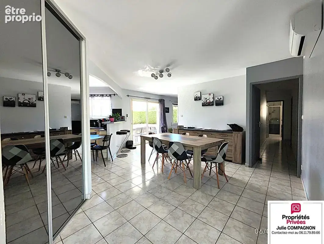 Maison de Plain-pied  120 m² - 5 chambres - garage et terrain - photo 2