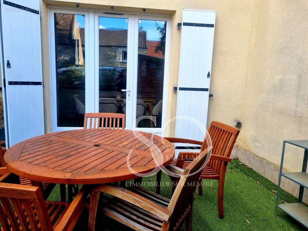 Maison à FLINS-SUR-SEINE