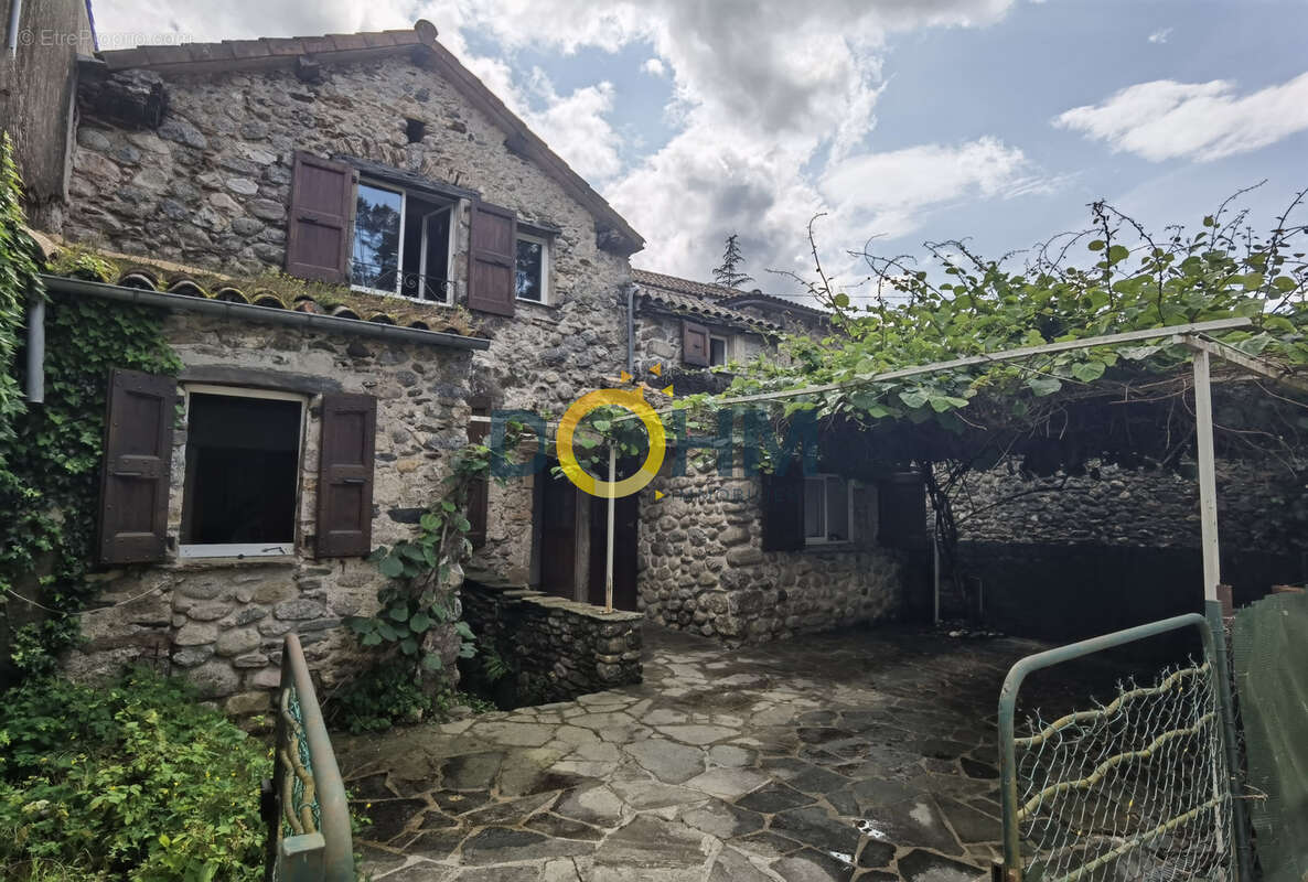 Maison à GENOLHAC