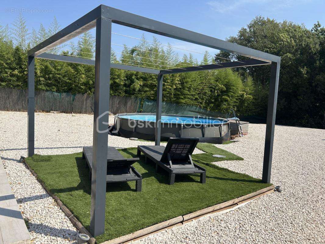 Maison à SOLLIES-PONT