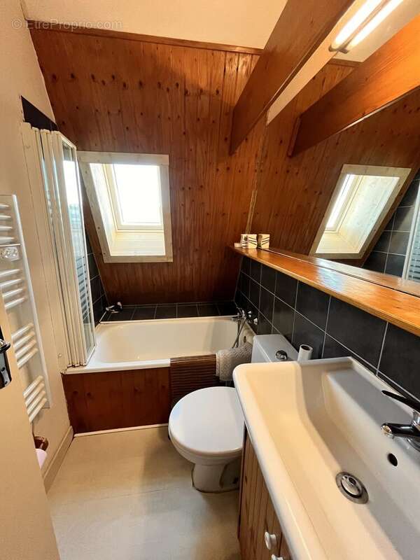 Maison à LES ANGLES