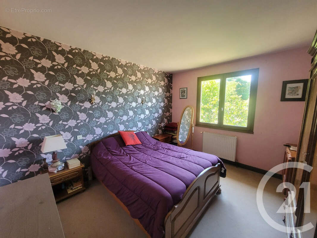 Maison 172 m² à Bruailles  - photo 5