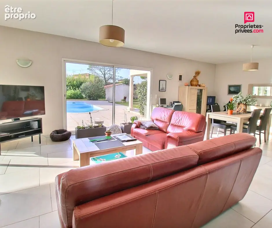 Villa plain pied avec piscine et double garage dans un quartier calme ! - photo 3