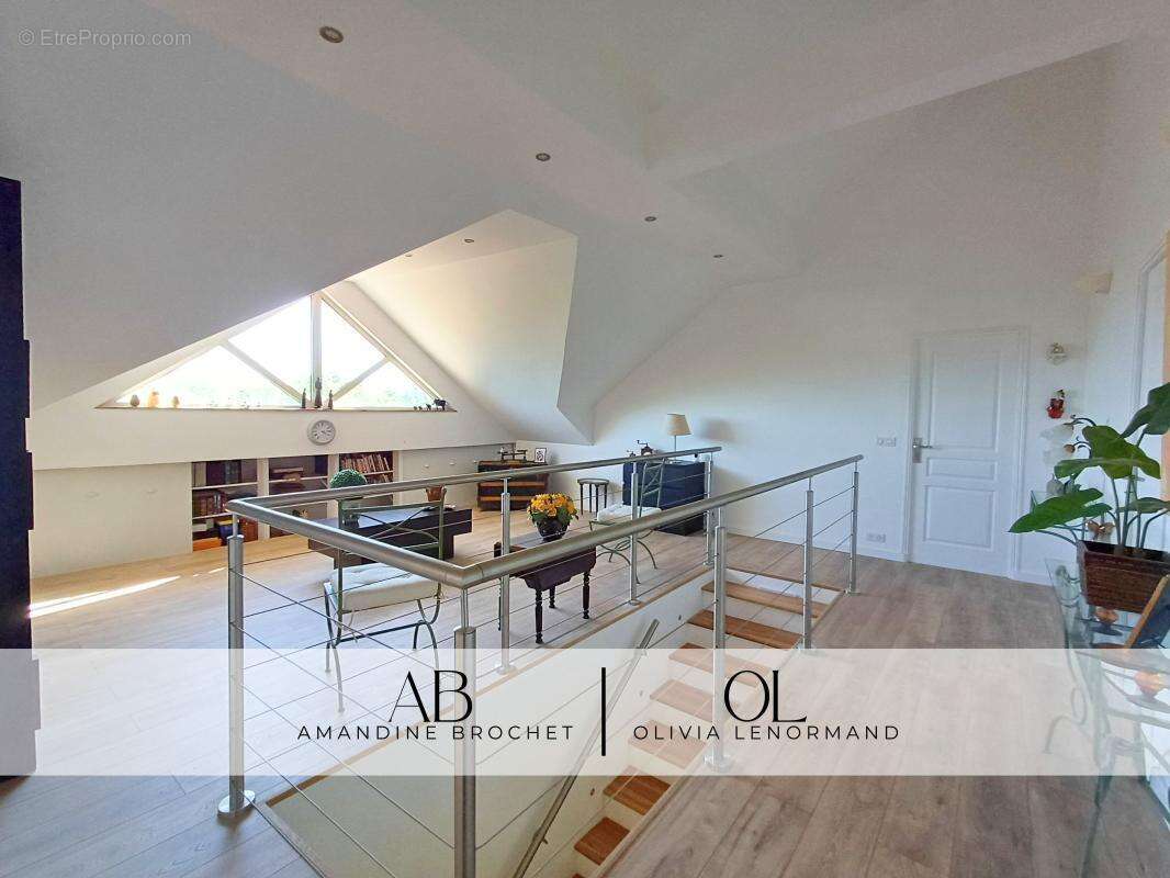 Maison à MAREIL-SUR-MAULDRE