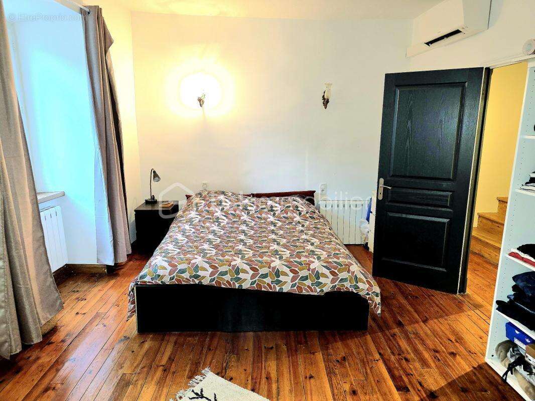 Maison à VILLARDONNEL