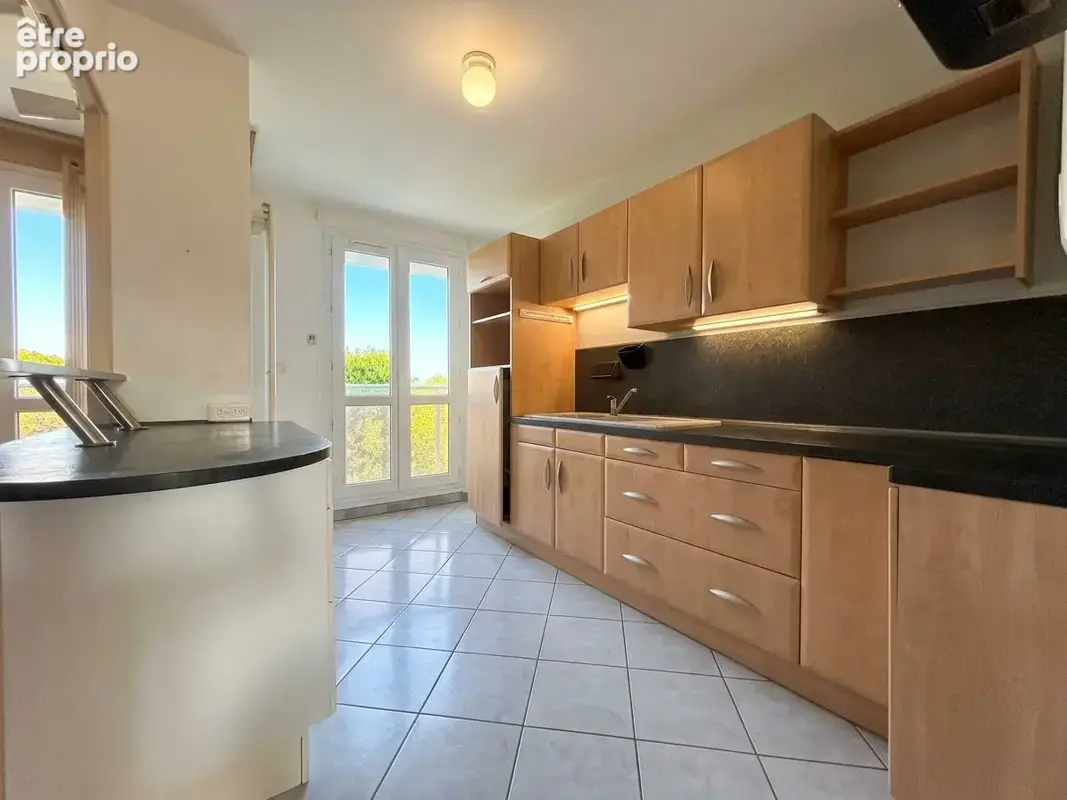 Appartement 3 pièces 64 m² à vendre à Bois-D'arcy (78390) - photo 3