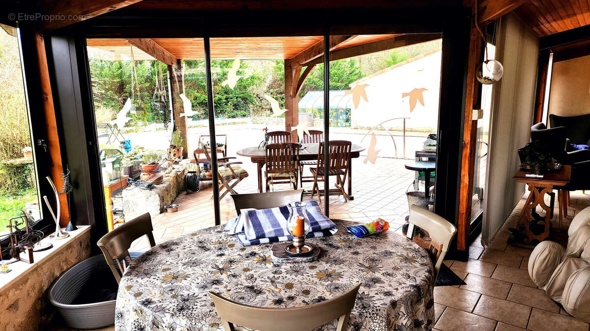 Maison à BUZET-SUR-BAISE