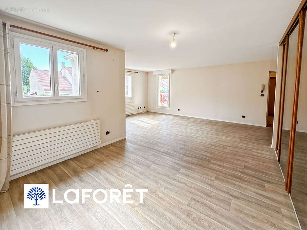 Appartement à VILLEMOISSON-SUR-ORGE