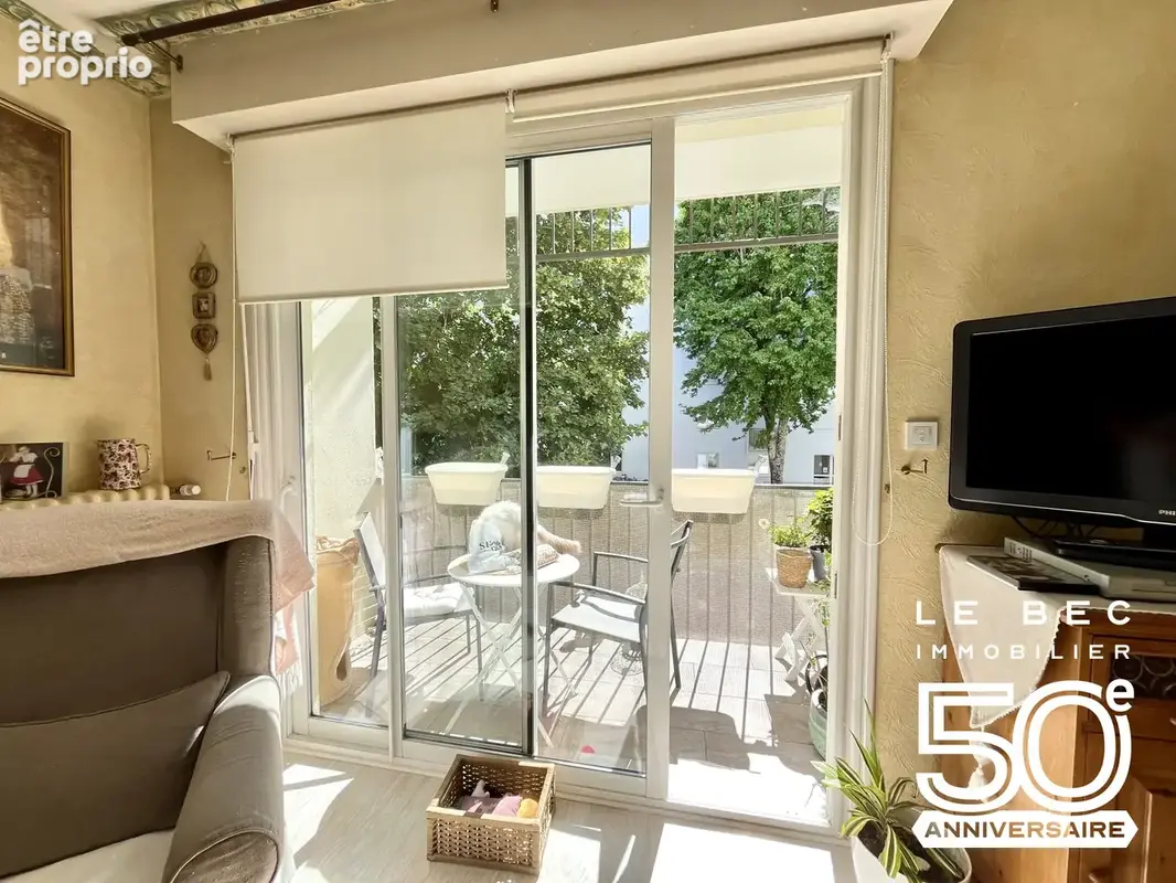 Appartement 5 pièces 86 m² à vendre à Vannes (56000) - photo 2