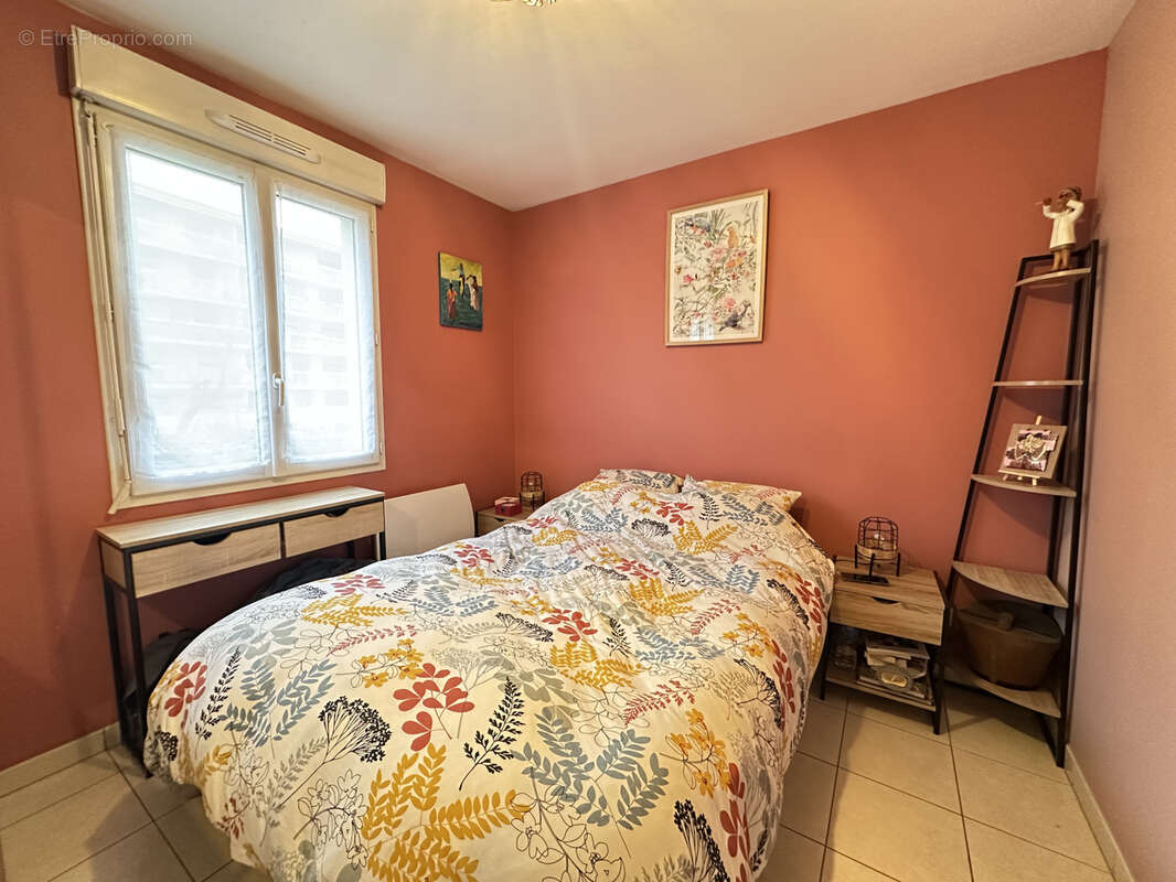Appartement à VAIRES-SUR-MARNE