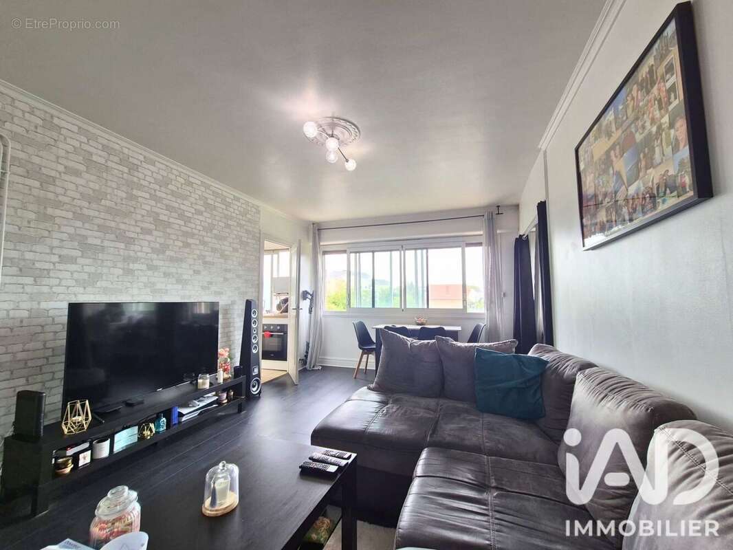 Photo 6 - Appartement à VIRY-CHATILLON