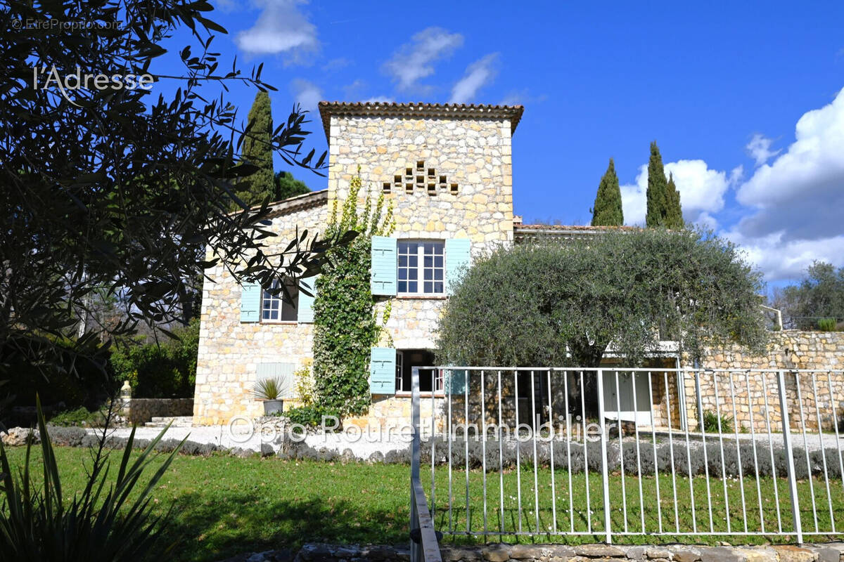 Maison à LE ROURET