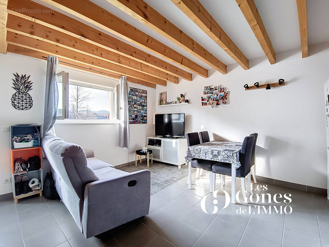 Appartement à BRINDAS