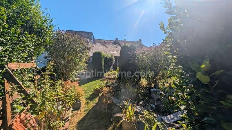 Maison à SAVIGNAC-LEDRIER