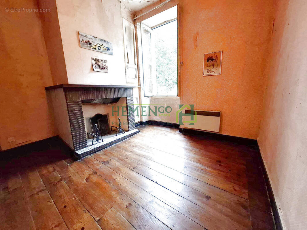 Appartement à TARDETS-SORHOLUS
