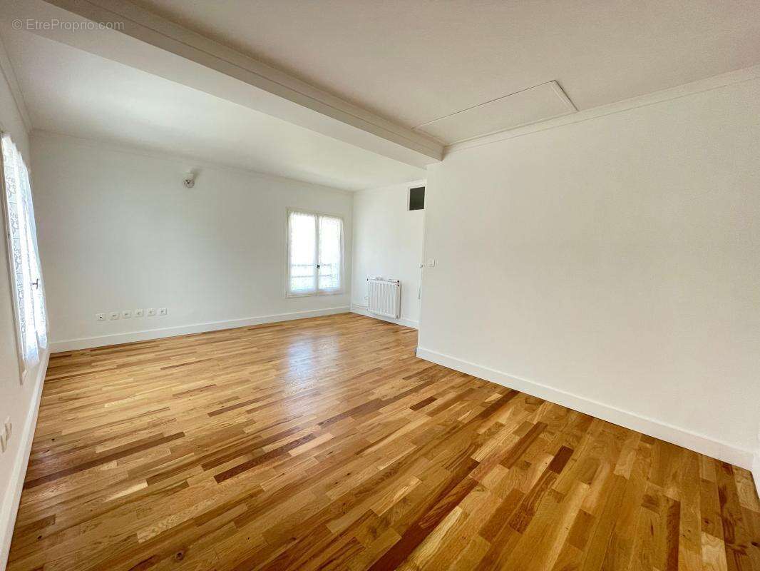 Maison à LIZY-SUR-OURCQ