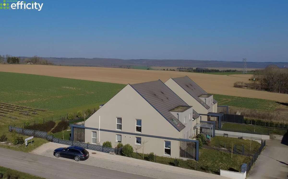 Appartement à HAUTEVILLE-LES-DIJON