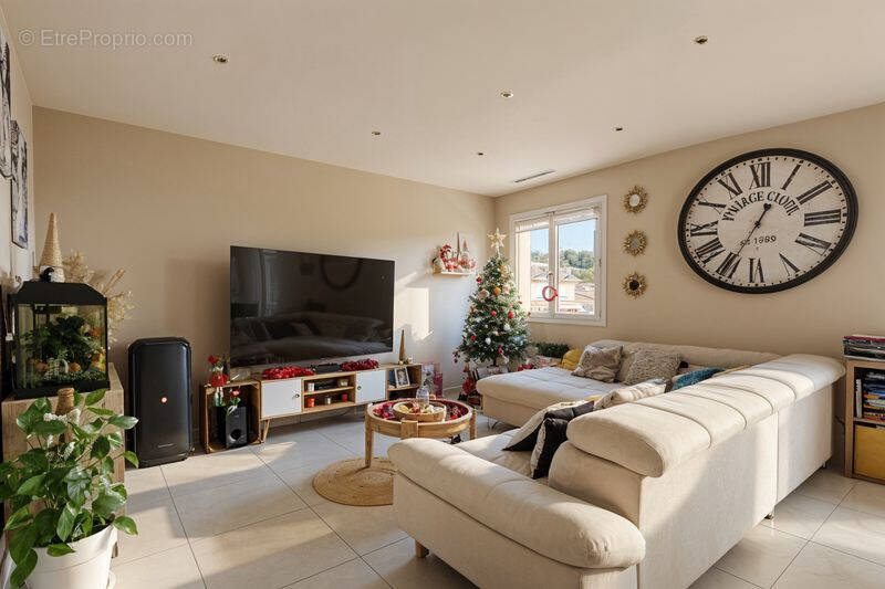 Appartement à TOUSSIEU