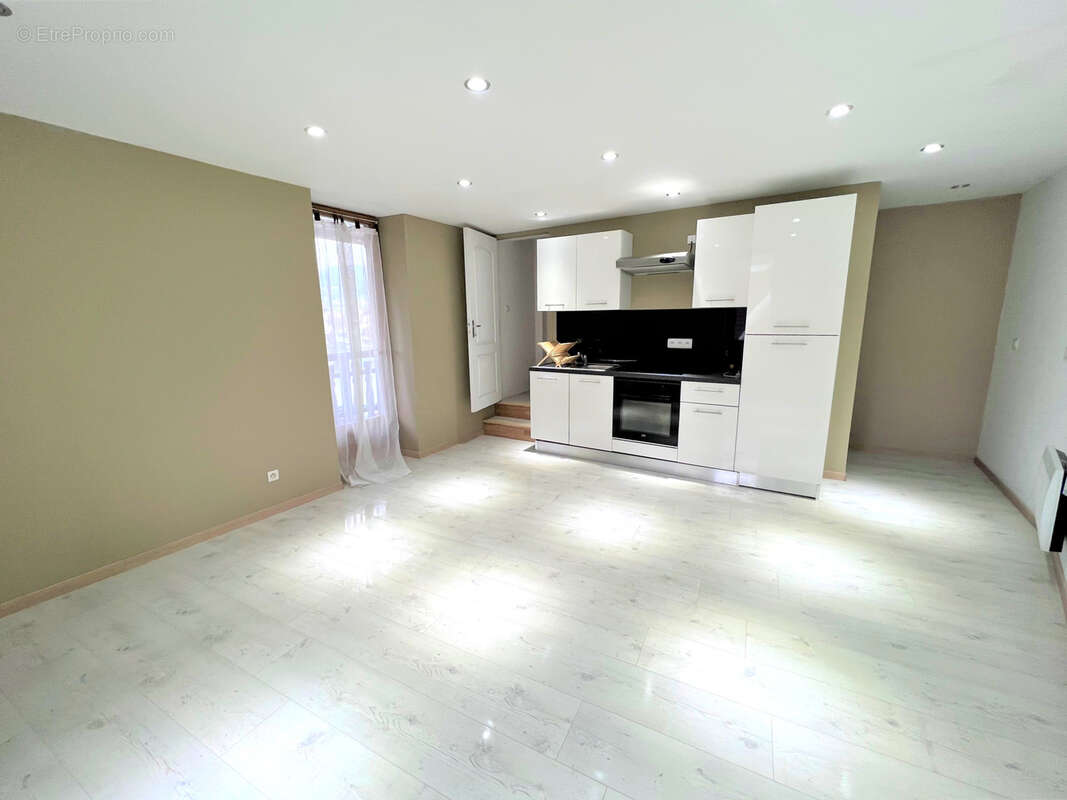 Appartement à SEYSSEL