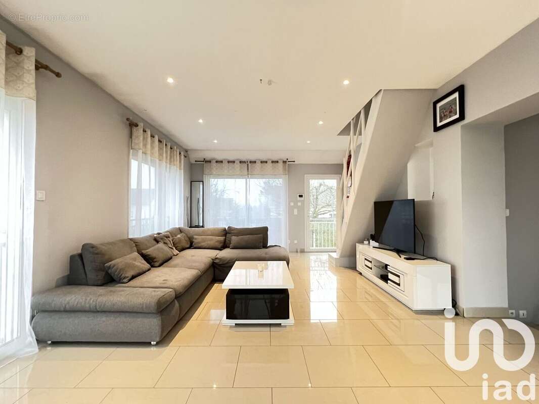 Photo 2 - Maison à SAINTE-GENEVIEVE