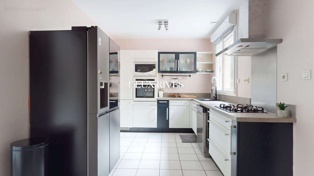 Maison 205 m² à Thouare-Sur-Loire  - photo 8